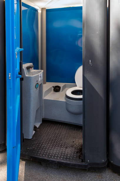 Best Portable restroom trailer rental  in Trussville, AL